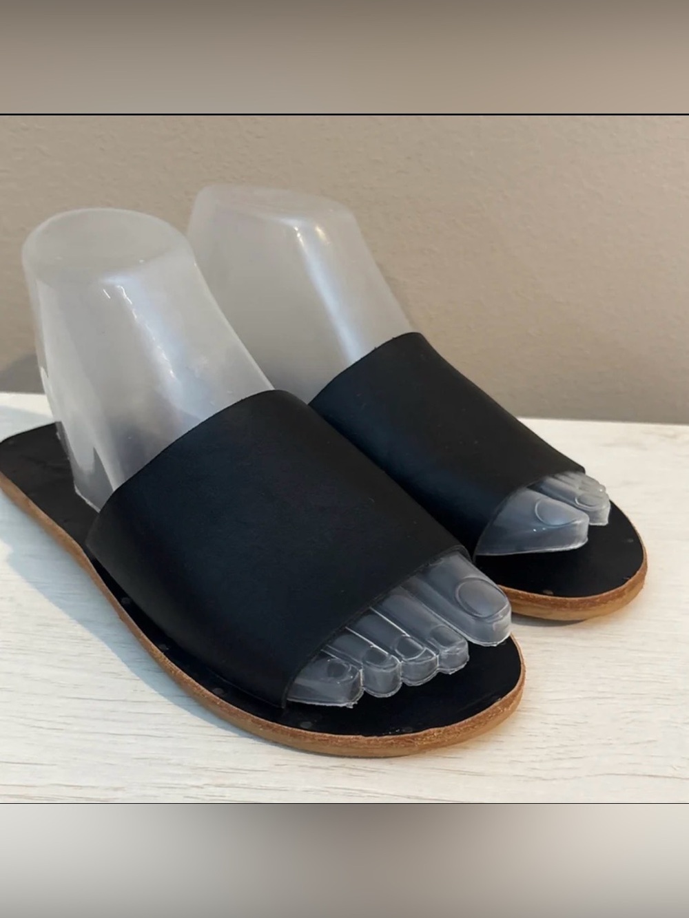 BEEK Mockingbird Black Leather Slides Sandals Women's Size 8